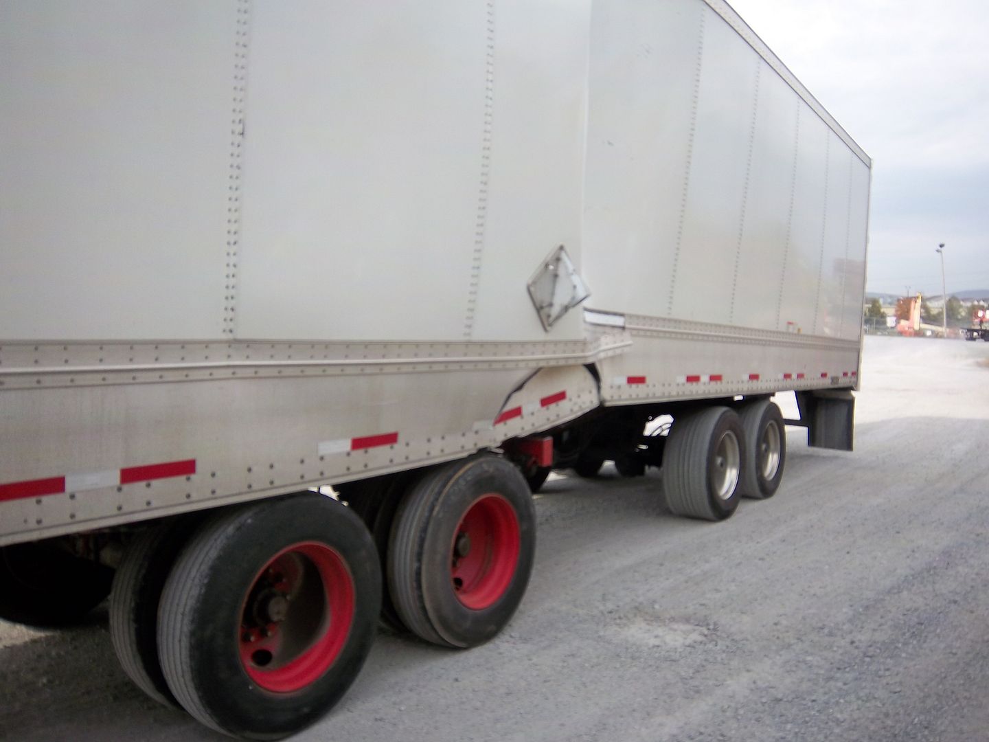 Broken Trailer Tow411